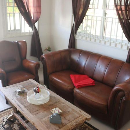 Dubbel Woonhuis Selderiestraat Paramaribo Bagian luar foto