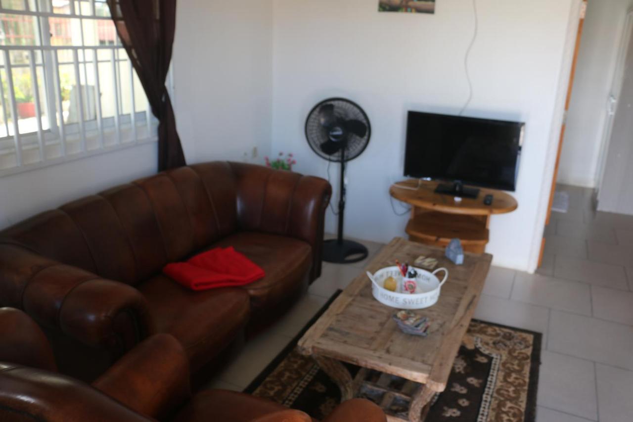 Dubbel Woonhuis Selderiestraat Paramaribo Bagian luar foto
