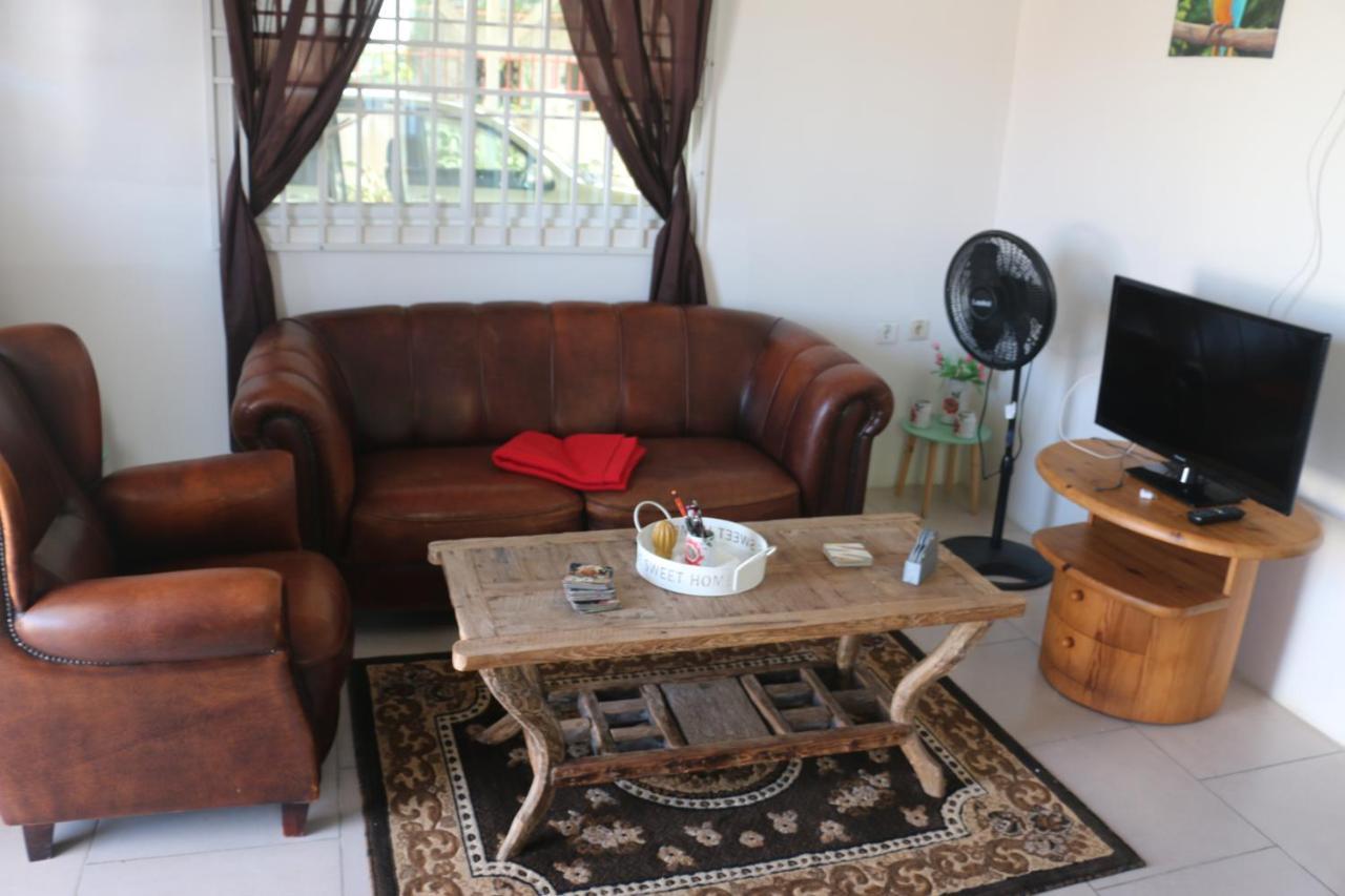 Dubbel Woonhuis Selderiestraat Paramaribo Bagian luar foto